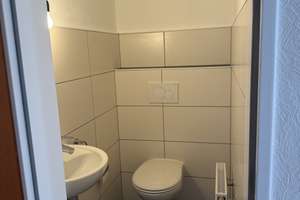 Exklusive lichtdurchflutete 3-Zimmer-Etagenwohnung mit Balkon und Einbauküche in Koblenz – Die vollständige Adresse der Immobilie erhältst du vom Anbieter., 56070 Neuendorf, Koblenz – Vorschaubild 6