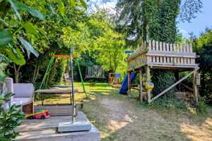 Noch dieses Jahr im neuen Zuhause - 200 m² Wohnfläche,  Abenteuergarten,  Kamin & 2 Garagen – Main-Taunus-Kreis – Vorschaubild 1