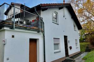 Sehr schöne Doppelhaushälfte im Herzen vom Ebsdorfergrund