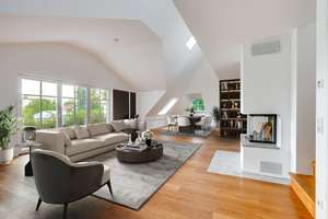 AIGNER - Elegantes Wohnen: Exklusives Dachgeschoss mit herrlicher Sonnenterrasse