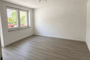 Attraktive 2-Zimmer-Eigentumswohnung mit Balkon in begehrter Lage von Düsseldorf-Lörick – Die vollständige Adresse der Immobilie erhältst du vom Anbieter., 40547 Lörick, Düsseldorf – Vorschaubild 4