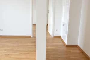 ***Charmantes Penthouse mit Aufzug, Terrasse, Keller, Tiefgarage... und ganz viel Natur vor der Tür* – Am Teufelsbruch 7, 13587 Hakenfelde, Berlin – Vorschaubild 3