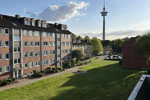 Großzügige moderne 3-Zimmer-Wohnung mit Balkon