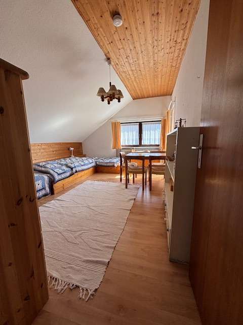 Immobilie in Langeoog - Wunderschönes  Insulanerhaus mit drei Wohnungen und herrlichem Garten - Bild 3