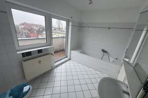 Gelegenheit - nur 3.750,- €/qm!!! - Großzügige & moderne 1-Zi.-Dachgeschoßwohnung mit Panoramablick! – Die vollständige Adresse der Immobilie erhältst du vom Anbieter., 13585 Spandau (Ortsteil), Berlin – Vorschaubild 10