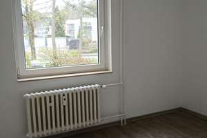 Modernisierte 3-Zimmer-Erdgeschosswohnung mit Balkon!