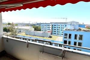Renovierungsbedürftige 3-Zimmer-Wohnung mit traumhaften Weitblick in München-Neuhausen – Die vollständige Adresse der Immobilie erhältst du vom Anbieter., 80636 Alte Kaserne, München – Vorschaubild 9