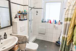 Sanierte 2-Zimmer-Eigentumswohnung mit sonniger Terrasse und Gartennutzung - frei ab 1. März 2026 – Die vollständige Adresse der Immobilie erhältst du vom Anbieter., 22529 Lokstedt, Hamburg – Vorschaubild 10