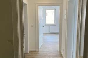 Sonnige 2,5 Zimmer DG-Wohnung in Stöcken – Obentrautstraße 00, 30419 Stöcken, Hannover – Vorschaubild 3