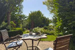 Ein "Kunststück" am See – vielseitiges Haus mit wunderschönem Garten und eigenem, 30m langem Ufer... – Die vollständige Adresse der Immobilie erhältst du vom Anbieter., 23714 Malente – Vorschaubild 19