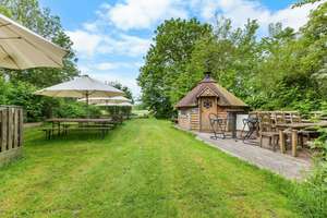 Leben, wo andere Urlaub machen – Resthof mit Café, Ferienvermietung und Nordsee vor der Tür – Die vollständige Adresse der Immobilie erhältst du vom Anbieter., 26736 Krummhörn – Vorschaubild 10