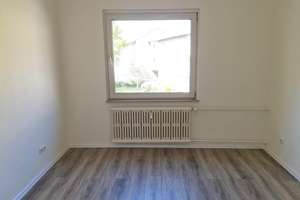 Super geschnittene 3-Zimmer-Wohnung zu vermieten! – Straßburger Straße 42, 47137 Untermeiderich, Duisburg – Vorschaubild 2