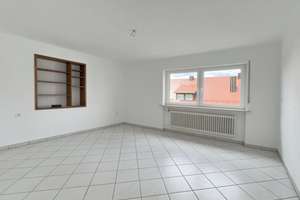 Modernisierte Doppelhaushälfte mit viel Platz und Garage
in Kunreuth-Weingarts – Die vollständige Adresse der Immobilie erhältst du vom Anbieter., 91358 Kunreuth – Vorschaubild 3