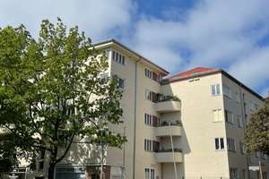 Attraktive vermietete Eigentumswohnung nahe Rüdesheimer Platz
mit eventuellen Eigenbedarfskündigung