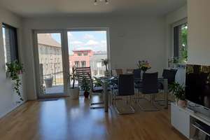Attraktive 3,5 Zimmer Wohnung mit Balkon im Viewegsgarten