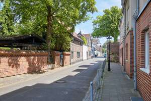 Lichtdurchflutetes Maisonette-Feeling mit Echtholzparkett und großem Balkon – Die vollständige Adresse der Immobilie erhältst du vom Anbieter., 40593 Urdenbach, Düsseldorf – Vorschaubild 37