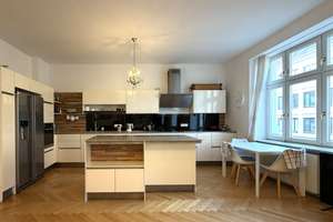 Möblierte Altbauwohnung mit Balkon im Glockenbachviertel – Hans-Sachs-Str. 1, 80469 Glockenbach, München – Vorschaubild 3