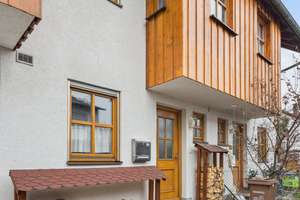 modernes Reihenmittelhaus mit Kamin und Platz für die ganze Familie – Die vollständige Adresse der Immobilie erhältst du vom Anbieter., 82223 Eichenau – Vorschaubild 3