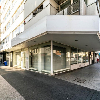 Attraktive Bürofläche | 2 Etagen | hervorragende Anbindung | hohe Visibilität