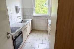 Viel Raum für Ihre Ideen: 3 Zimmer und Balkon mit Grünblick! – Die vollständige Adresse der Immobilie erhältst du vom Anbieter., 13595 Wilhelmstadt, Berlin – Vorschaubild 10