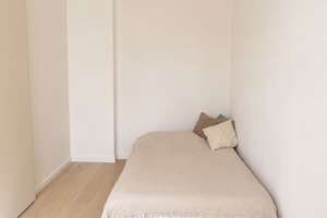 Provisionsfrei: Helle, ruhige DG-Maisonette mit Balkon am Boxhagener Platz – Krossener Straße 13, 10997 Friedrichshain, Berlin – Vorschaubild 11