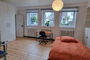 Top Lage: Helles, möbliertes Einraumapartment mit Wannenbad, Souterrain , Nähe Hangeweiher – Die vollständige Adresse der Immobilie erhältst du vom Anbieter., 52074 Hangeweiher, Aachen – Vorschaubild 3