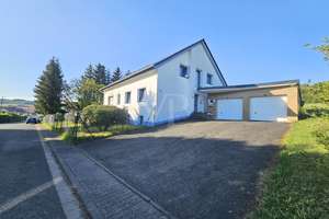 Traumhafte Aussichtslage am Feld- und Waldrand: Vermietetes 2-Familienhaus mit Doppelgarage+ Stellpl – Die vollständige Adresse der Immobilie erhältst du vom Anbieter., 61276 Weilrod – Vorschaubild 5