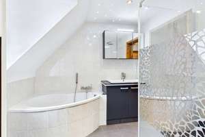 Ein Zuhause mit Raum für mehr – großzügige 5,5-Zimmer-Maisonette Wohnung mit großem Keller & Garage – 70439 Zuffenhausen-Frauensteg, Stuttgart – Vorschaubild 18