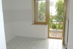 Schöne, helle 3-Raum-Whg. im 3. OG (mit Lift) – Casparistraße 1, 9126 Lutherviertel, Chemnitz – Vorschaubild 4