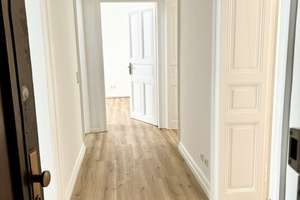 Stilvolle 3-Zimmer-Altbauwohnung mit Balkon im begehrten Rheingauviertel / Westend – Goebenstraße 4, 65195 Westend / Bleichstraße, Wiesbaden – Vorschaubild 8