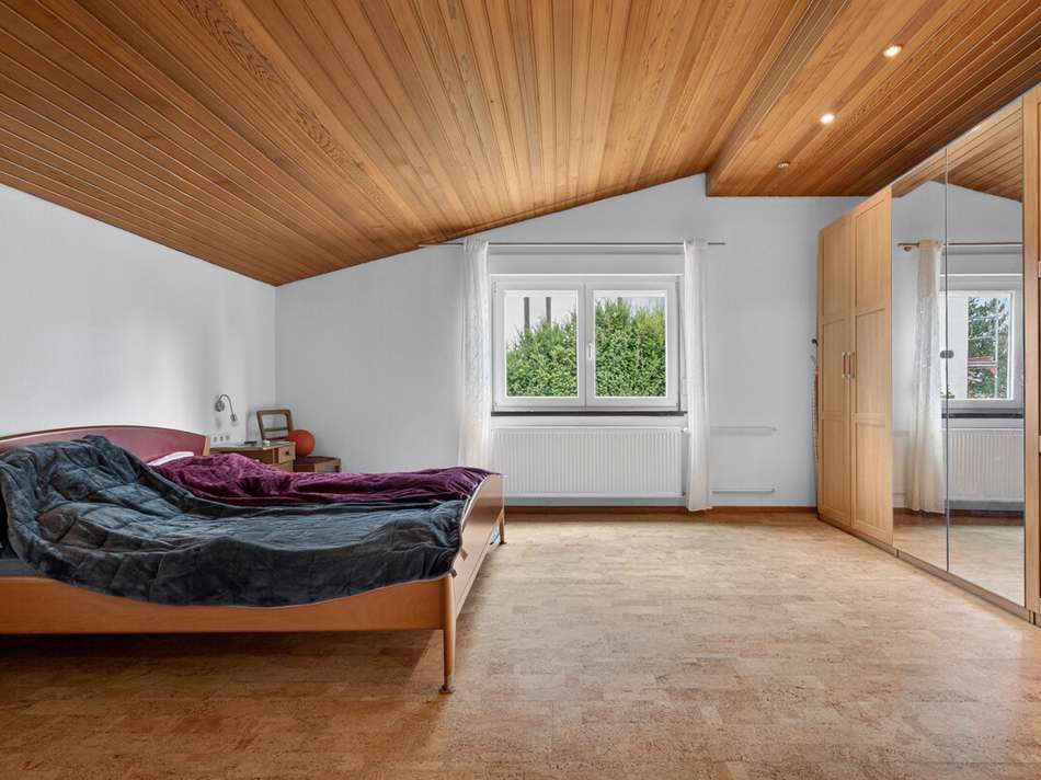 Schlafzimmer 2
