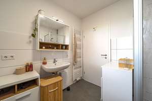 Kleine, modernisierte 2-Zimmer-Eigentumswohnung in City-Nähe – Die vollständige Adresse der Immobilie erhältst du vom Anbieter., 26135 Osternburg, Oldenburg (Oldenburg) – Vorschaubild 6