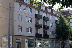 Oben ist eben Oben ! Schöner Grundriss! Geräumige 3 Zimmer in der Neustadt!