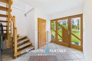 Rastede | Modernisiertes Ein- bis Zweiparteienhaus auf großem Grundstück – Die vollständige Adresse der Immobilie erhältst du vom Anbieter., 26180 Rastede – Vorschaubild 18