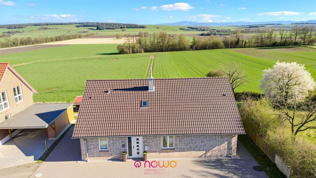Immobilie in Hedeper - Wohnen mit Weitblick – Einfamilienhaus in Feldrandlage mit Harzpanorama - Bild 2