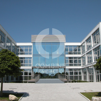 Beste Büro Qualität zu Top Konditionen. combine Transaction