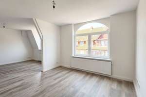 Attraktive 3-Zimmer-Wohnung in Ricklingen! – Ricklinger Stadtweg 12, 30459 Ricklingen (Ortsteil), Hannover – Vorschaubild 1