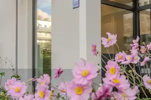 Moderne, familientaugliche 3-Zi.-Whg. mit Dachterrasse * 90 m² * Baujahr 2020 – Welfenstr. 20a, 81541 München – Vorschaubild 25