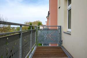 Mit Video: Viel Platz in 2 Zimmern mit großer Küche und Balkon! – Otto-Richter-Straße 45, 39116 Sudenburg, Magdeburg – Vorschaubild 3