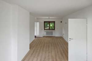 Wiesbaden-OT: Großzügiges Einfamilienhaus mit Einliegerwohnung in herrlicher Blicklage – Die vollständige Adresse der Immobilie erhältst du vom Anbieter., 65207 Auringen, Wiesbaden – Vorschaubild 6