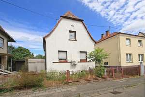 Freistehendes Einfamilienhaus mit großem  Grundstück und Entwicklungspotential – 67067 Rheingönheim, Ludwigshafen am Rhein – Vorschaubild 2