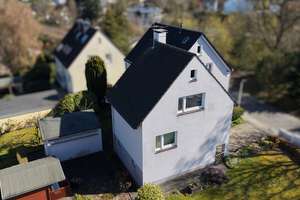 ++ Wohntraum für die ganze Familie: Großzügiges Zweifamilienhaus in Bestlage der Südstadt ++