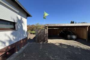 Gepflegter Bungalow mit ausgebautem DG und teilw. KG auf großzügigem Grundstück in Wolfsburg-Ehmen – Die vollständige Adresse der Immobilie erhältst du vom Anbieter., 38442 Ehmen, Wolfsburg – Vorschaubild 4