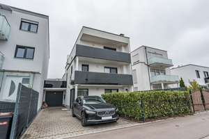 Stylisches Mehrgenerationenhaus mit Einliegerwohnung in Neu - Ulms PREMIUMLAGE ! – Die vollständige Adresse der Immobilie erhältst du vom Anbieter., 89231 Neu-Ulm – Vorschaubild 1