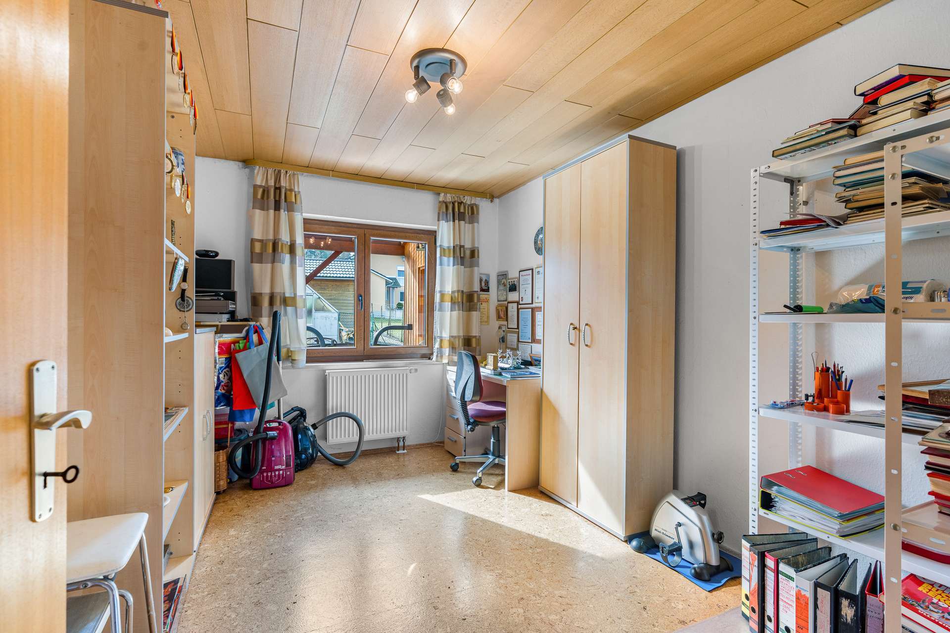 Immobilie in Mengkofen - ***Charmantes Einfamilienhaus mit Potenzial in ruhiger Lage*** - Bild 0