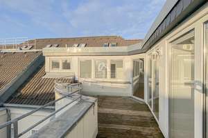 FANTASTISCHE & LICHTDURCHFLUTETE DACHGESCHOSSWOHNUNG MIT TERRASSE & AUFZUG IN MOABIT! PROVISIONSFREI – Alt-Moabit 126, 10557 Moabit, Berlin – Vorschaubild 8