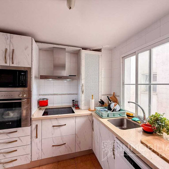 Helle Wohnung mit Terrasse, Garage und Abstellraum in Alhaurín el Grande