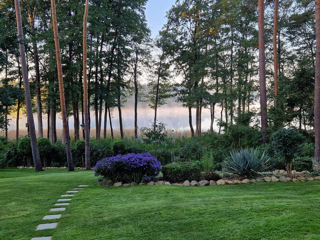 Immobilie in Lindow (Mark) - Luxus-Ferienhaus direkt am See(1.Reihe) - 1200 m² Seegrundstück, 45 Min Berlin - Provisionsfrei - Bild 1