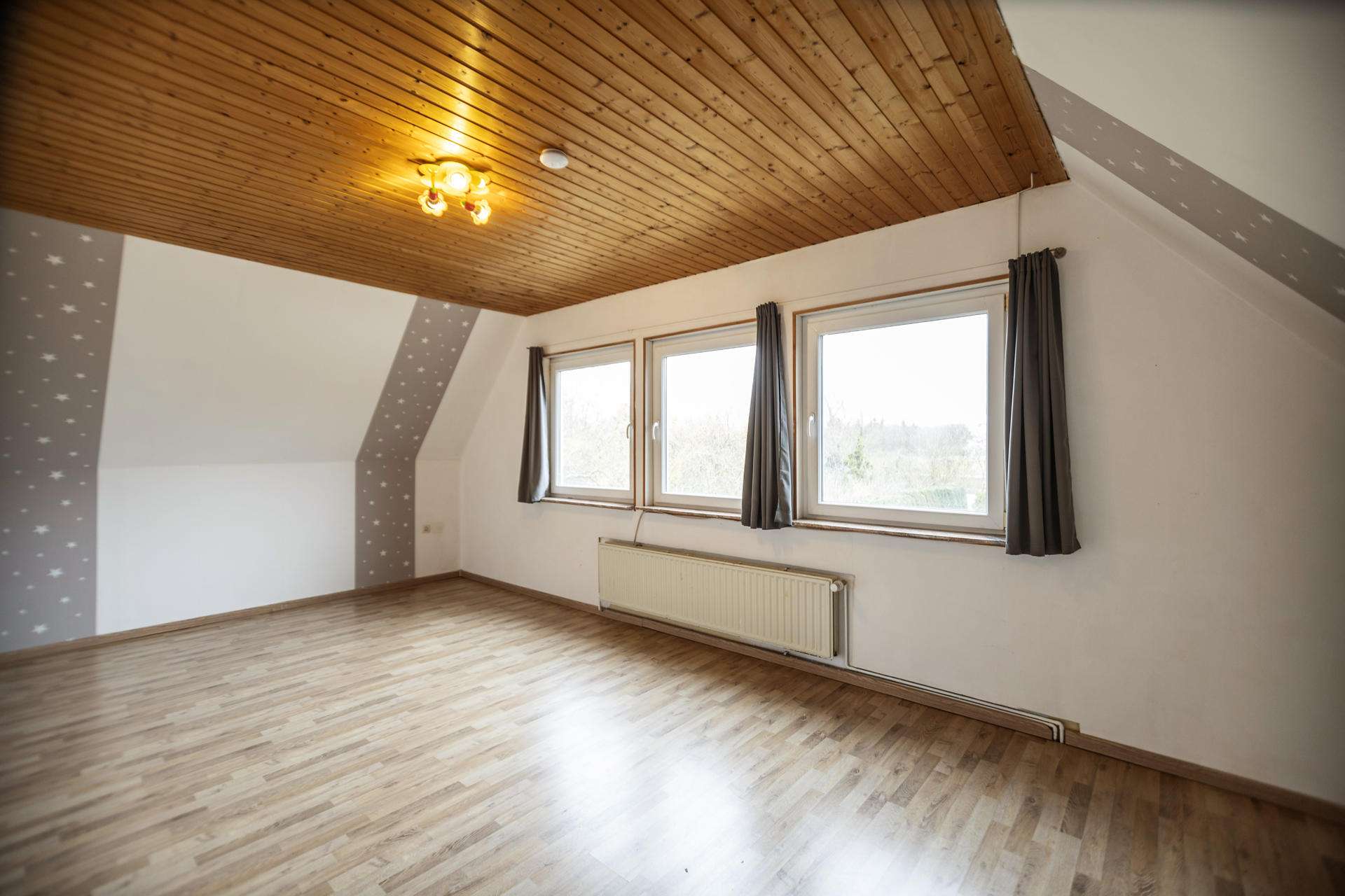 Immobilie in Malente - Ihr Ruhepol auf dem Dorf: Einfamilienhaus in Sackgassenlage mit schönem Garten - Bild 2