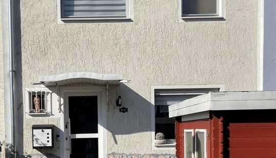 Bild von VON PRIVAT: Reihenmittelhaus in Dreieichenhain zentral gelegen